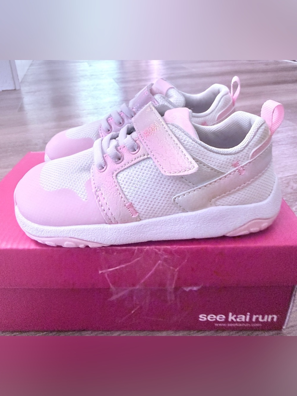 See Kai Run Viento sneakers
